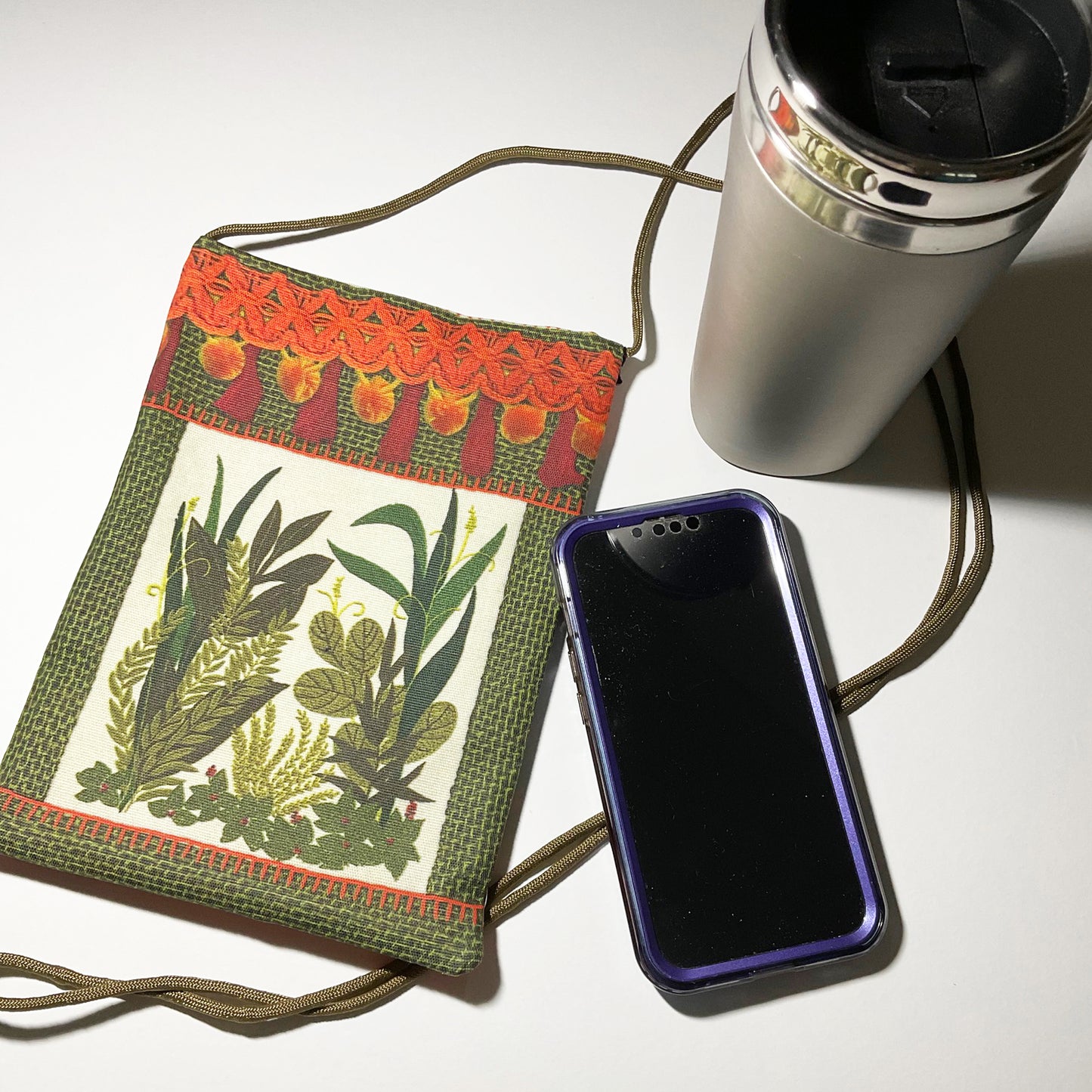 PATTY - Handmade purse with a vintage macrame and plants theme