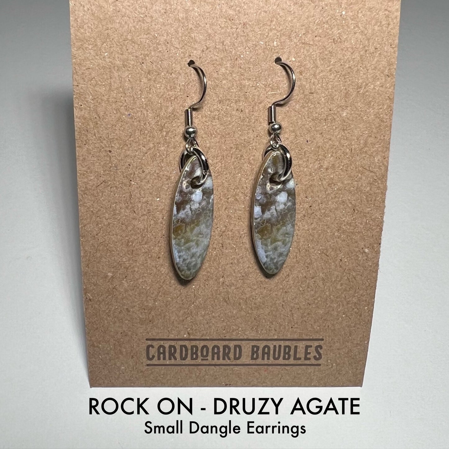 ROCK ON - DRUZY AGATE - Oval Cardboard Baubles Earrings